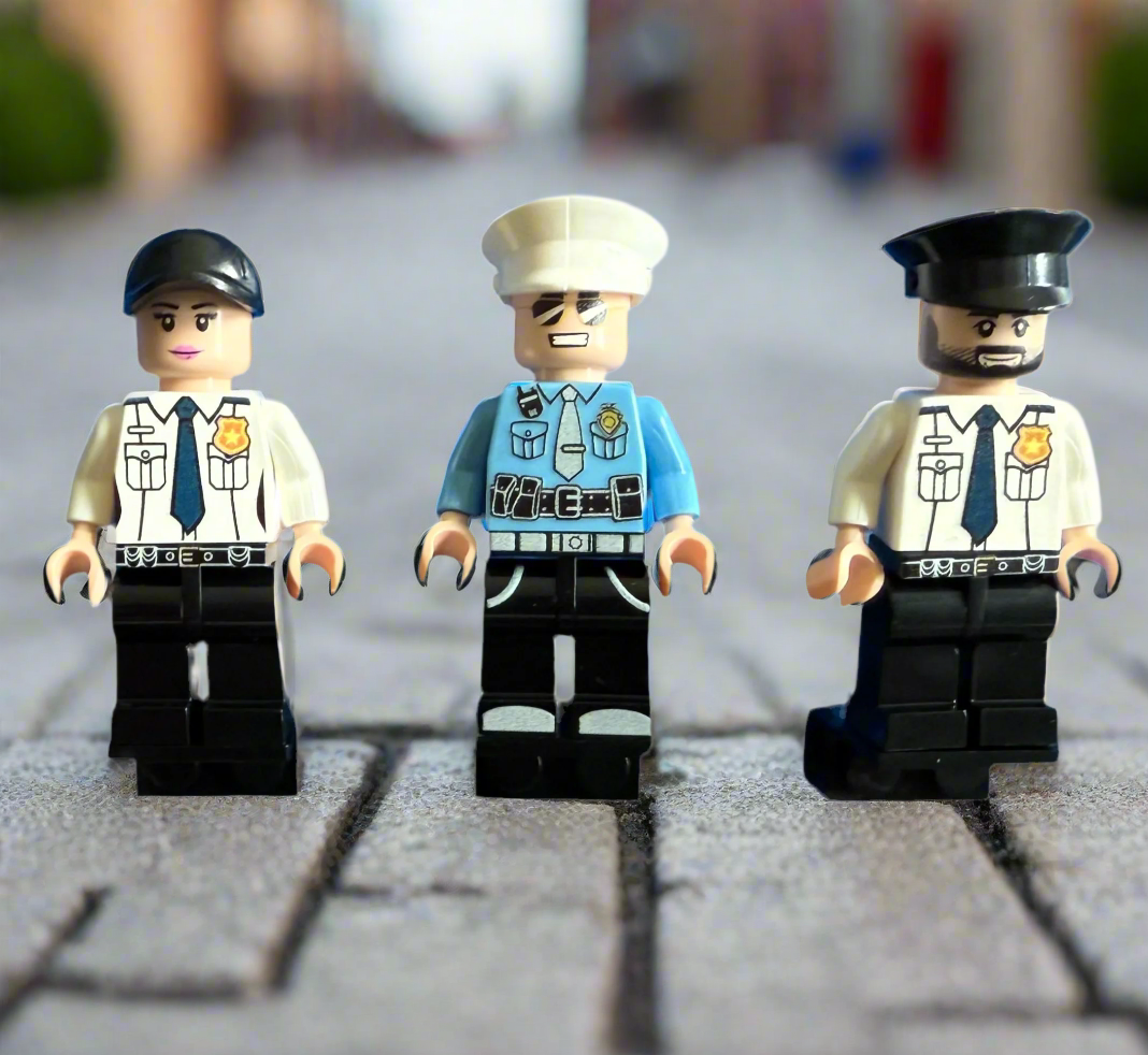 3 Uniformed Cops Minifigures