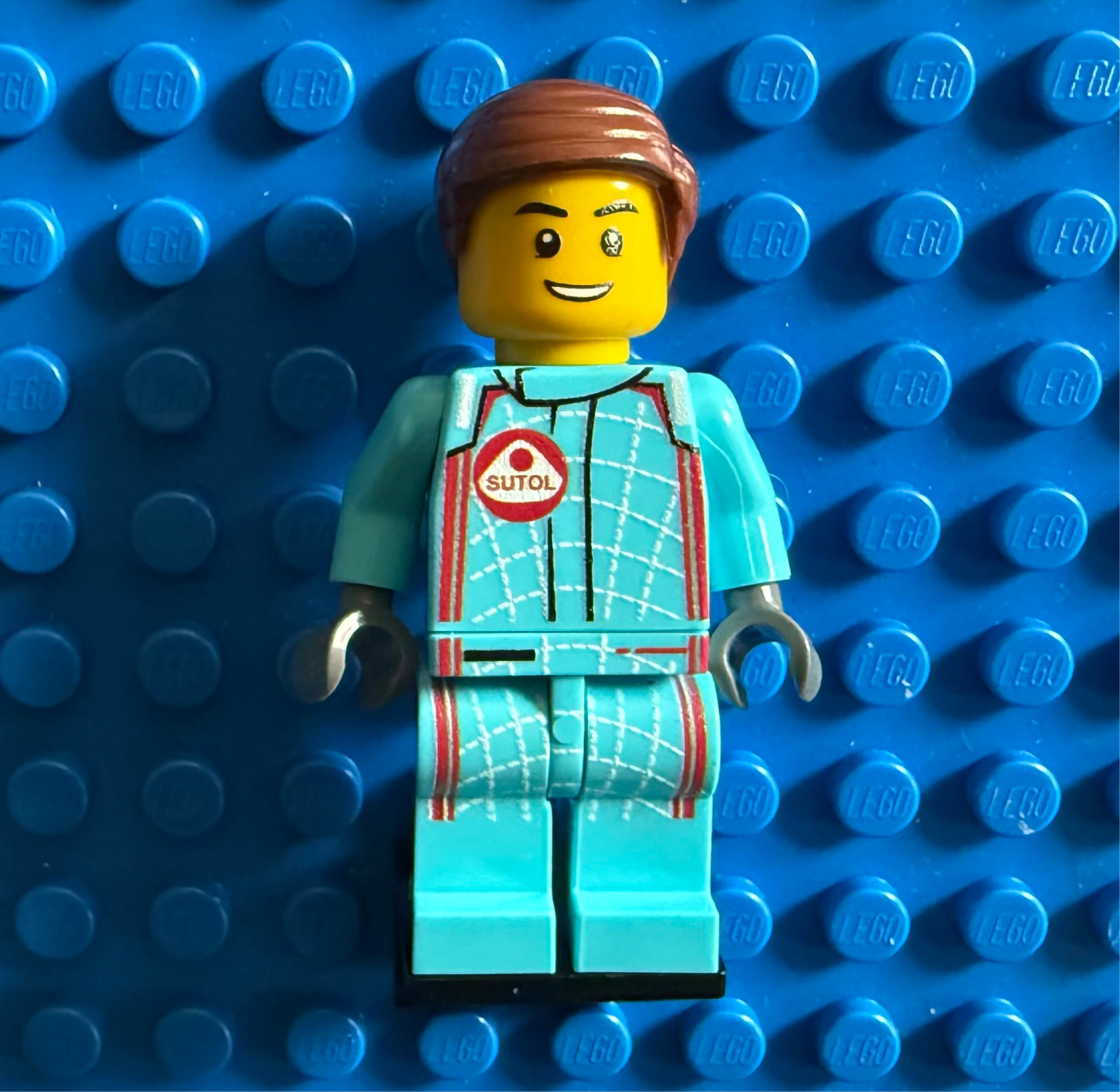Red & Blue Racing Outfit, Sutol Team Minifigure