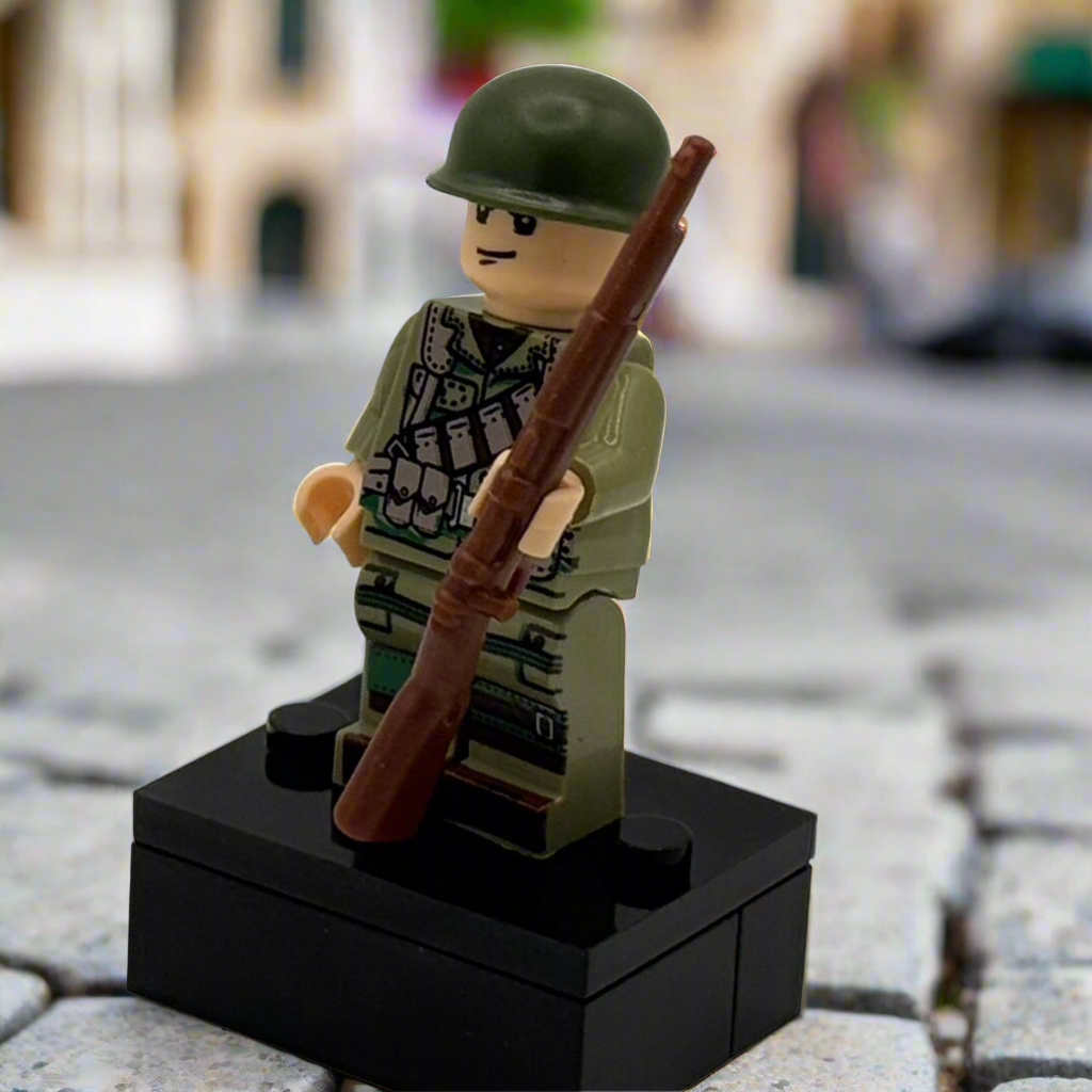 WWII Army Soldier Minifigure