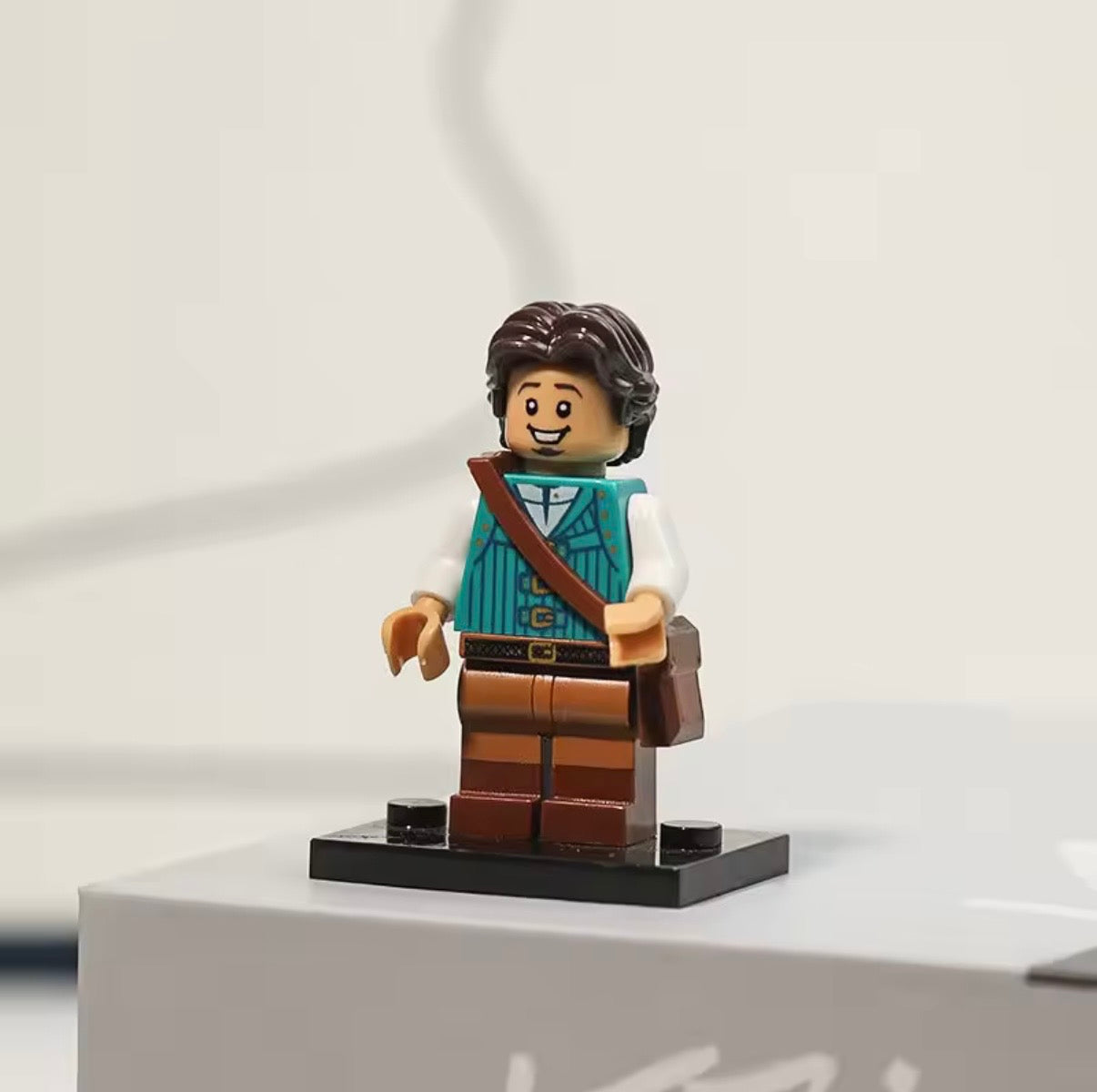 Flynn Rider From Tangled Minifigure